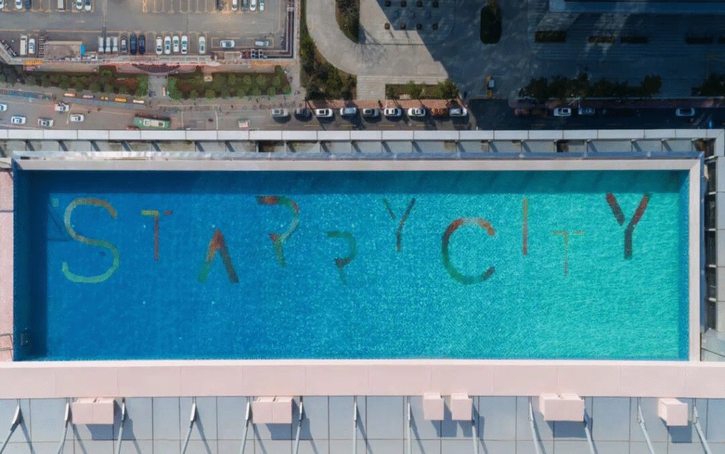 JNJ Mosaic Supplier: Partnering for OEM Mosaic Manufacturing and Bulk Glass Mosaic Solutions 5 gefswPicture