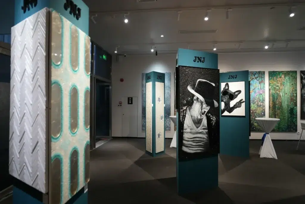 CATch the Mosaic | At Guangzhou Design Week 2025, This Is How We “Catch the Future” 16 36f216b16b5a8dee2f1bc787bef02e52 sz 1849539