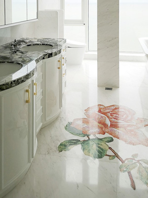 <h4>Macau Villa</h4><p>Bathroom floor</p>