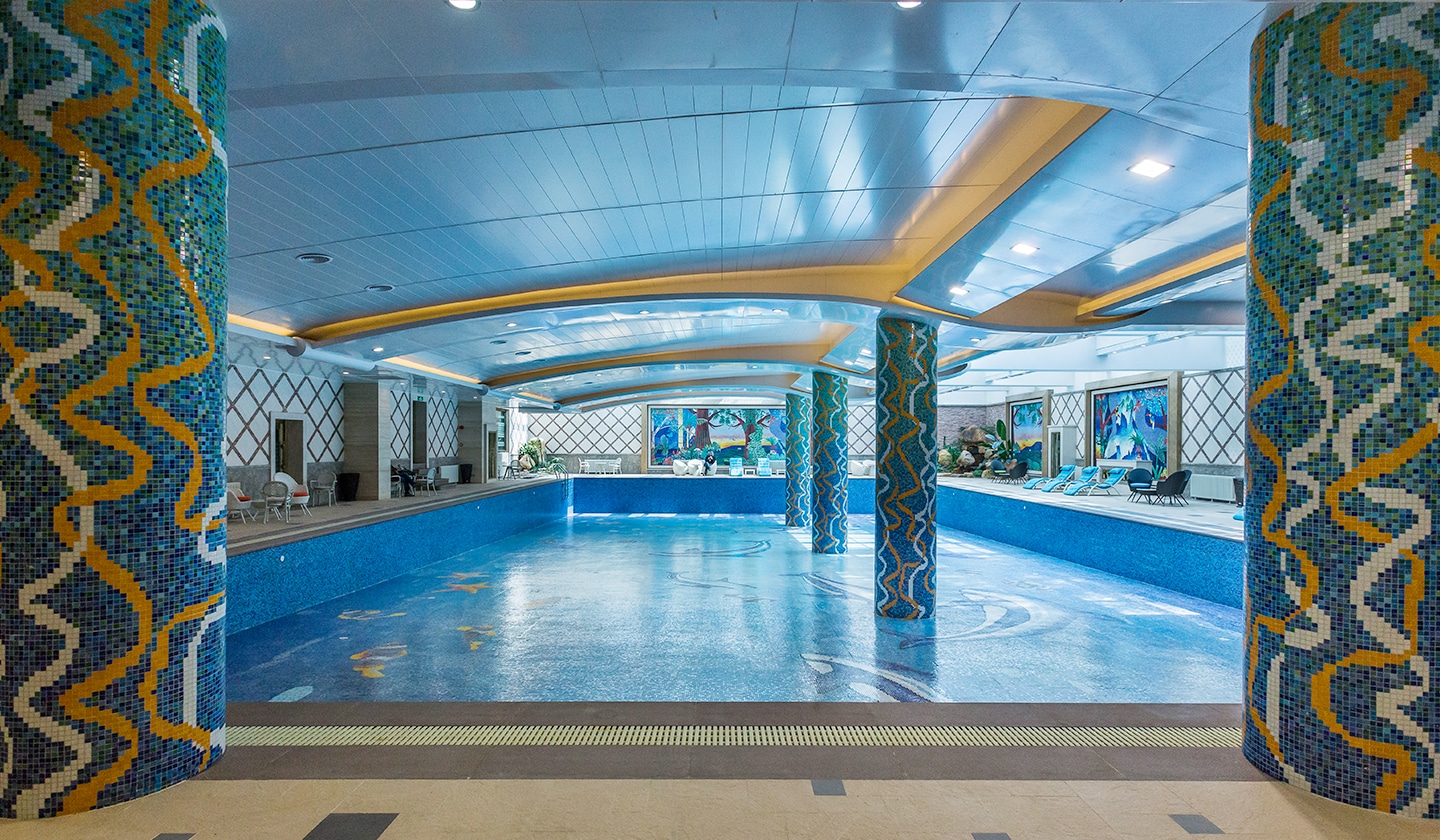 Swimming Pool 12 33