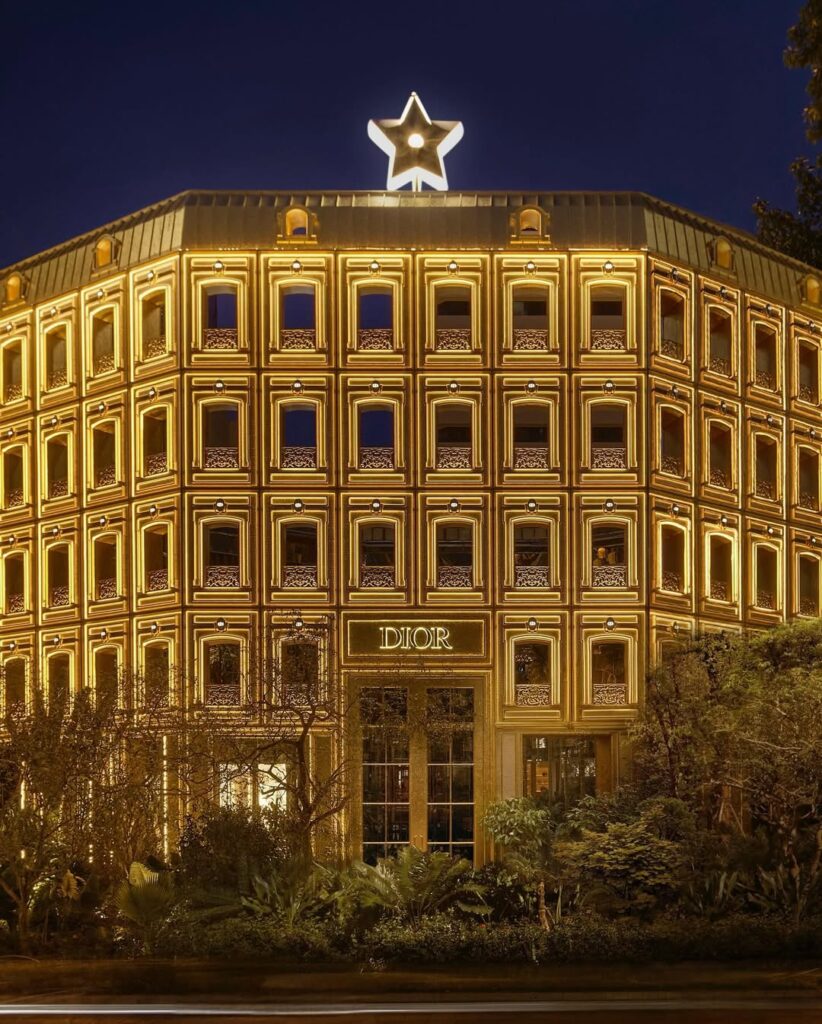Dior Gold House 4 图片 1733728864362