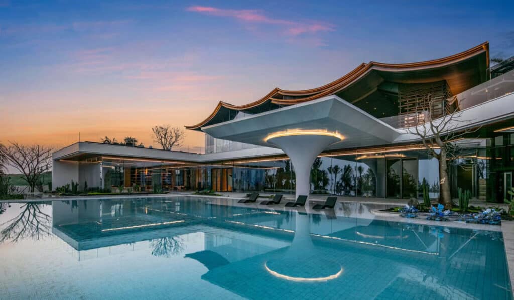 How to Choose the Right Swimming Pool Mosaic Tile Supplier 16 yajule