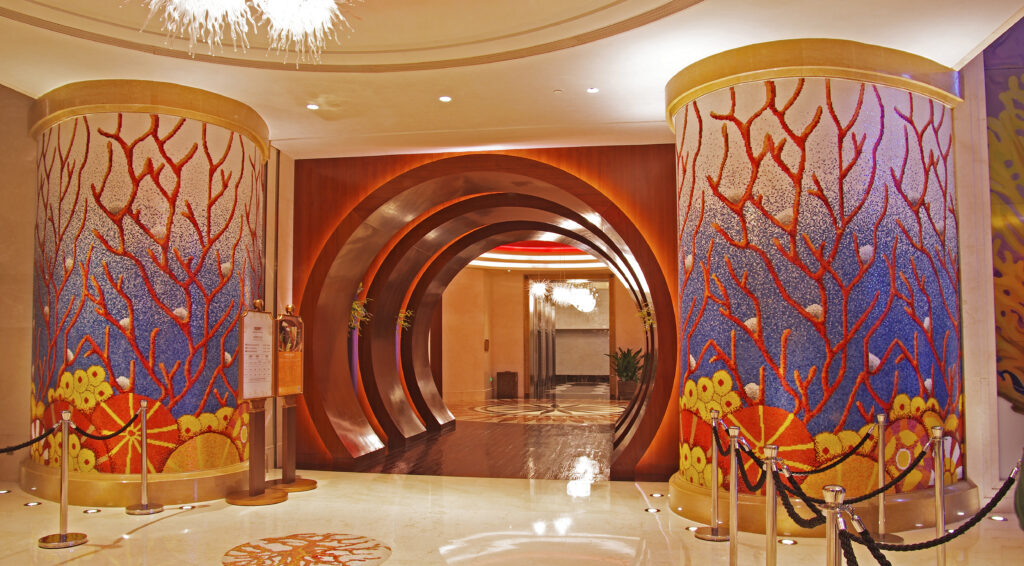 How to Choose Mosaic Tiles for Luxury Hotels: A Practical Design Guide 5 酒店接待区 1