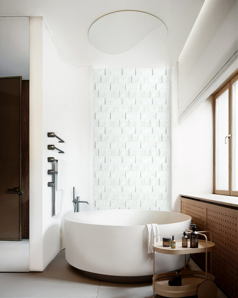 03 llge 005 bathtub feature wall