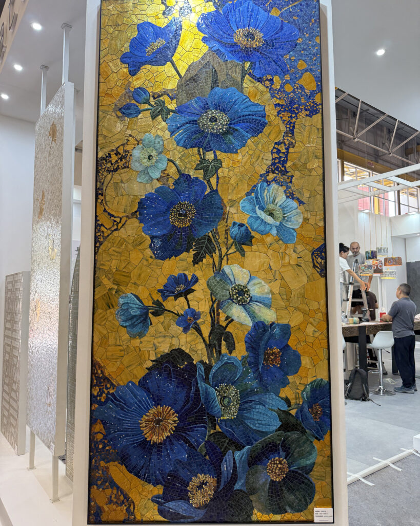 From Chinese Creation to Global Expression: JNJMosaic at CERSAIE 2026 7 jnjmosaic blue floral art mosaic cersaie 2025