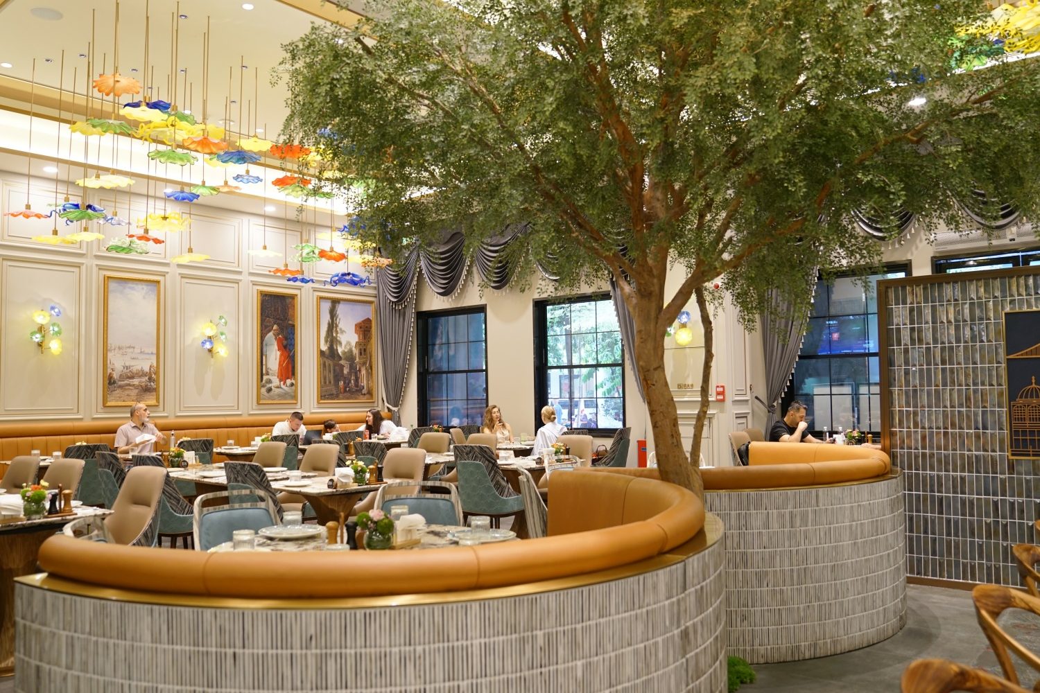 Turkish mosaic spatial expression in Bosphorus Turkish Restaurant