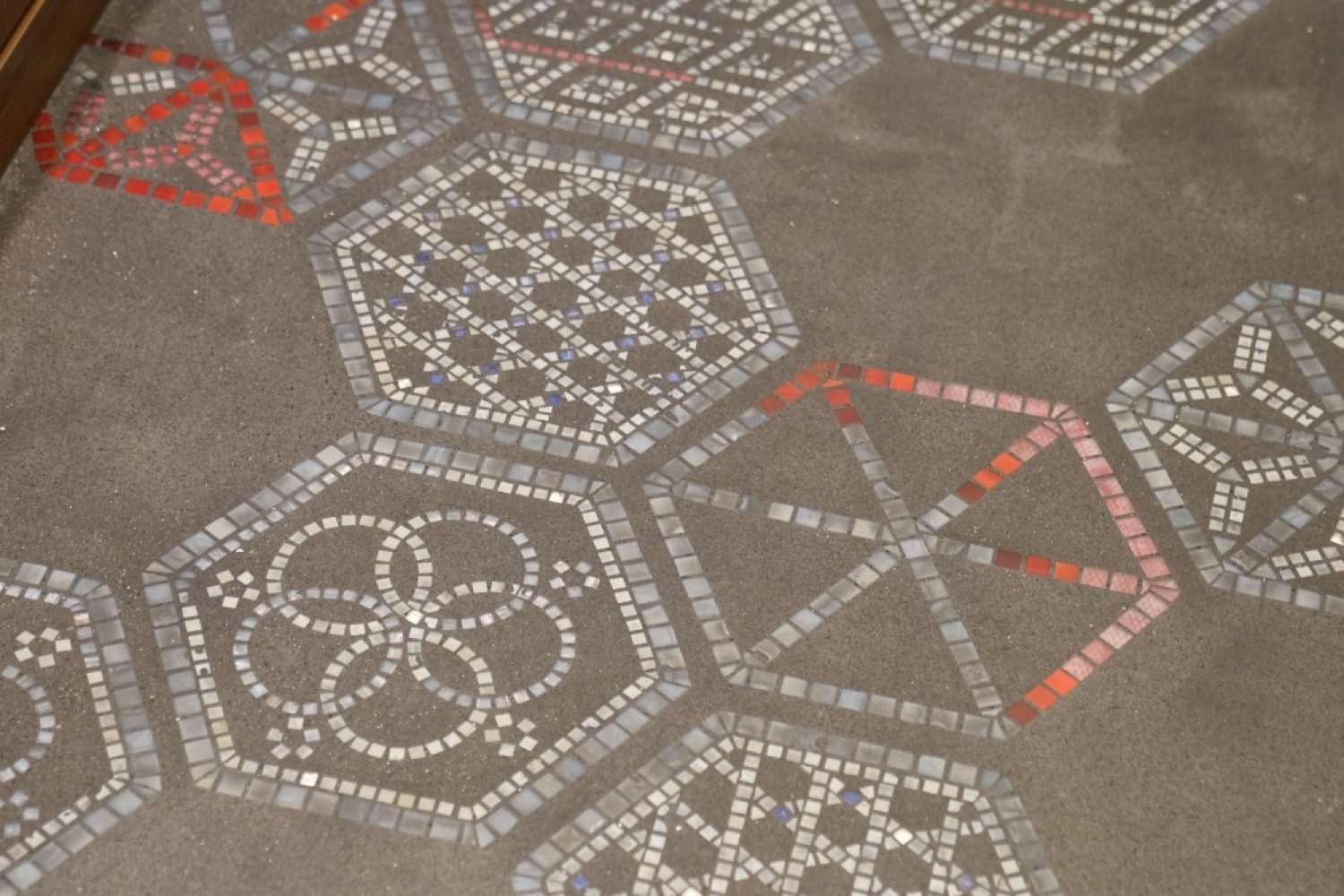 Glass mosaic inlay tile detailing by JNJMosaic