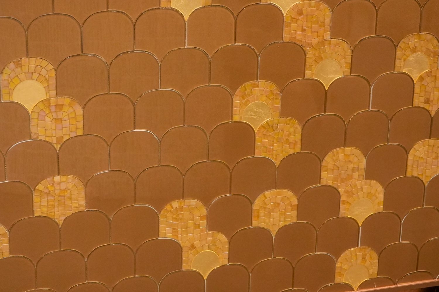Hot Rock Series Emerald Gold Flow mosaic material by JNJMosaic